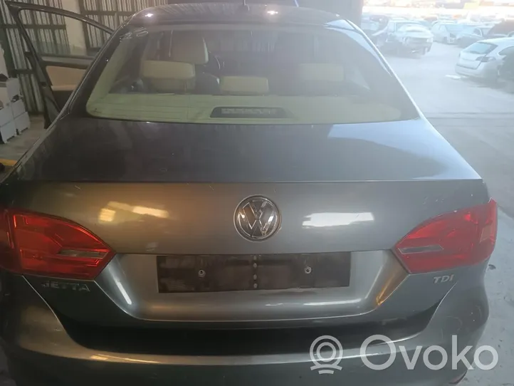 Volkswagen Jetta V Tailgate/trunk/boot lid 