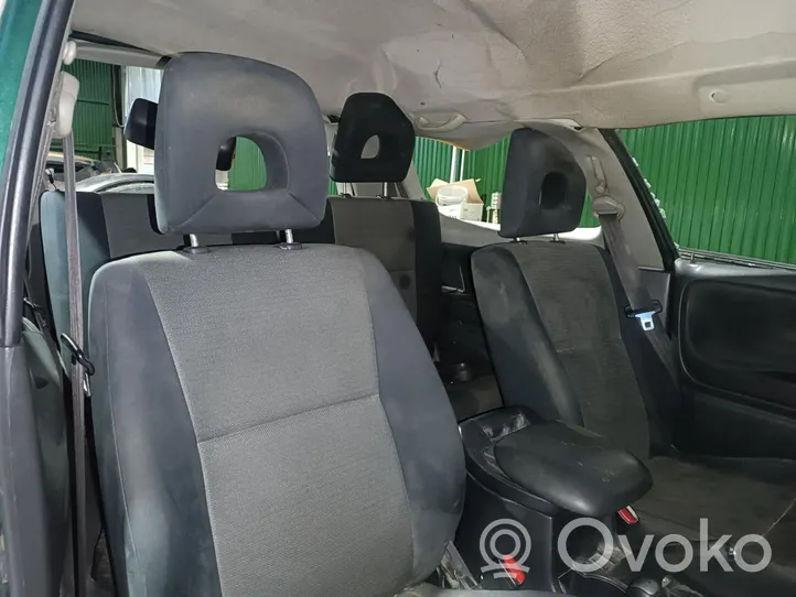 Suzuki Grand Vitara II Front passenger seat 