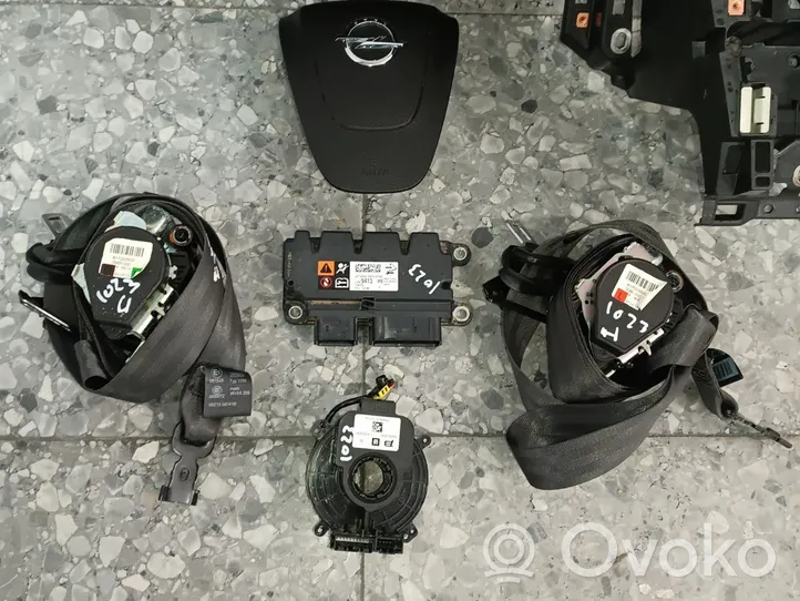 Opel Astra J Set di airbag 