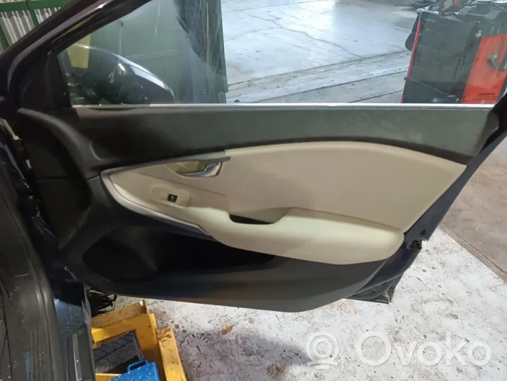 Volvo V40 Rivestimento del pannello della portiera anteriore 