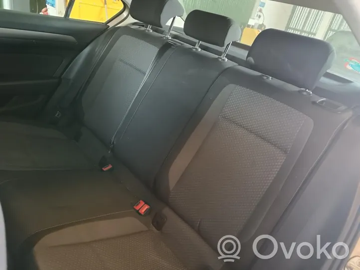 Volkswagen PASSAT Rear seat 