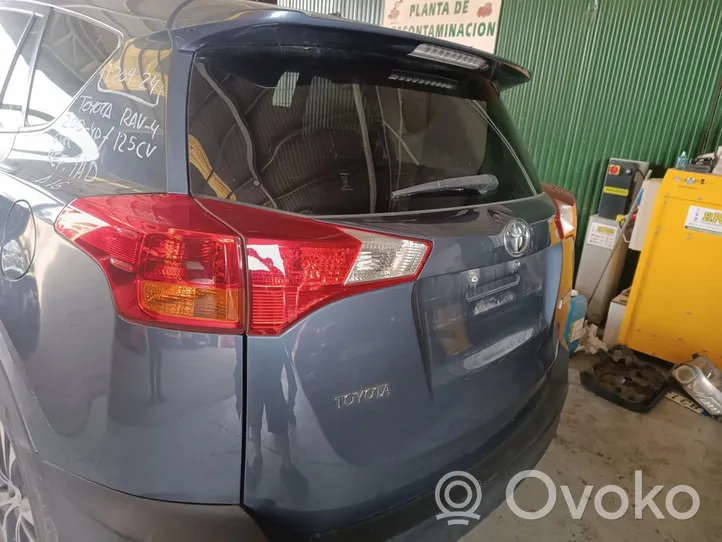 Toyota RAV 4 (XA40) Takaluukun/tavaratilan kansi 6700542460