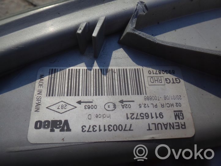 Opel Vivaro Faro/fanale 
