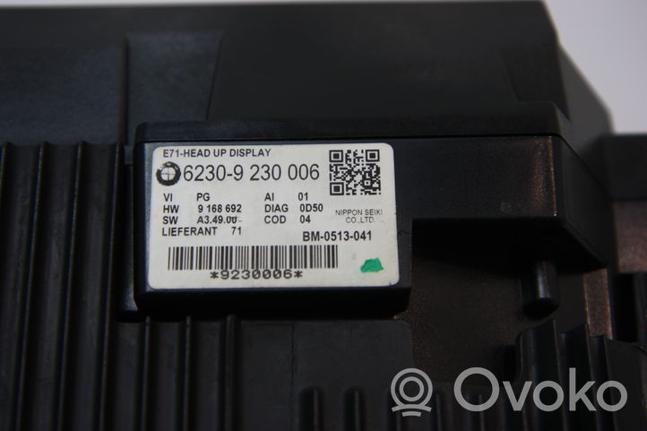 BMW X5 E70 Monitor / wyświetlacz / ekran 017398