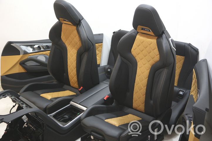 BMW M8 F93 Gran Coupe Seat set 017029