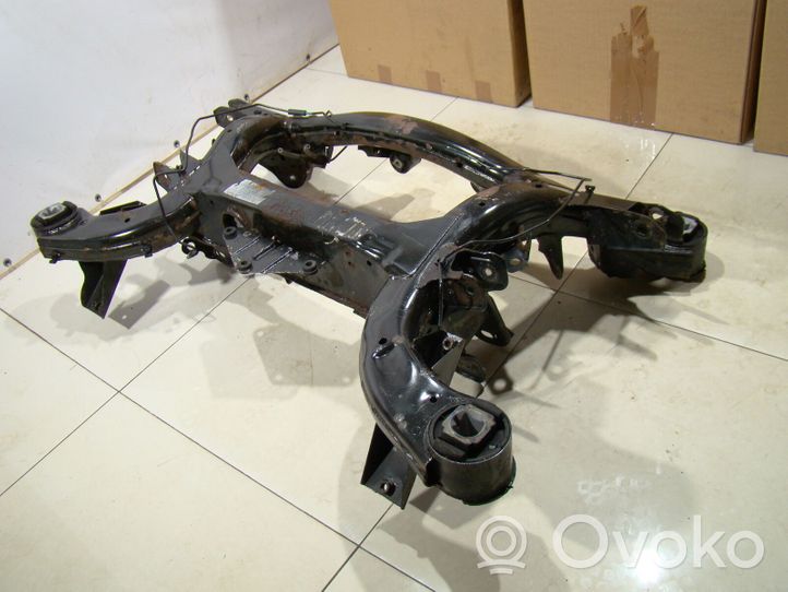 BMW X5 E70 Taka-akselin palkki EX010025