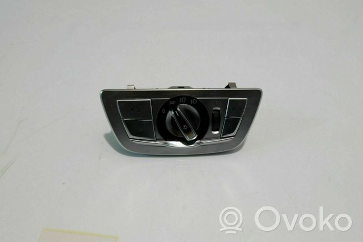 BMW 7 G11 G12 Przełącznik świateł 004866