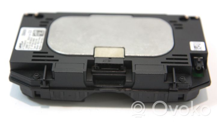 BMW 7 G11 G12 Module de charge sans fil 018083