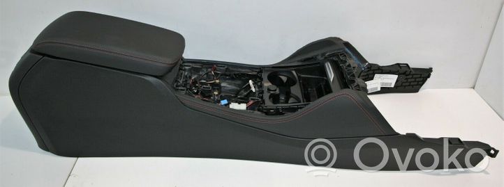 BMW X4 G02 Keskikonsoli K003107