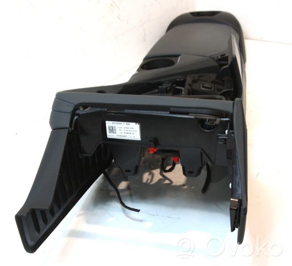 BMW i8 Center console 018537