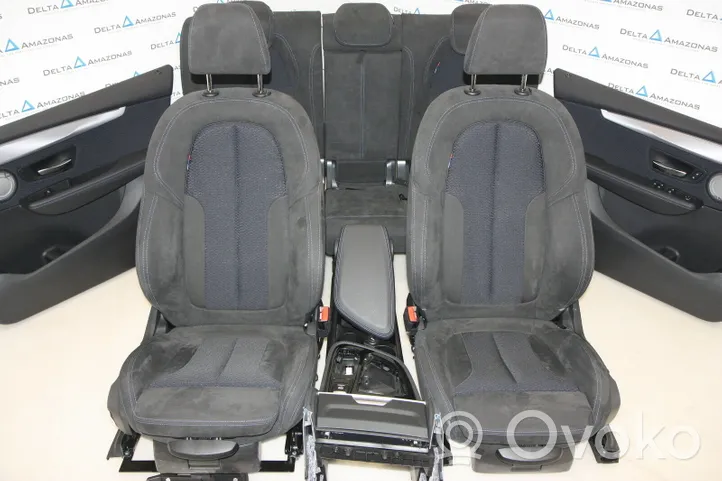 BMW 2 F46 Fotele / Kanapa / Komplet J00529