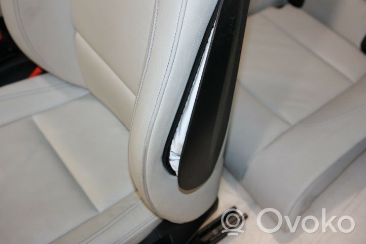 BMW 1 E82 E88 Fotele / Kanapa / Komplet 011541