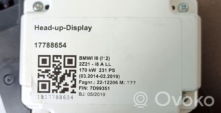 BMW i8 Head up displejs 024168