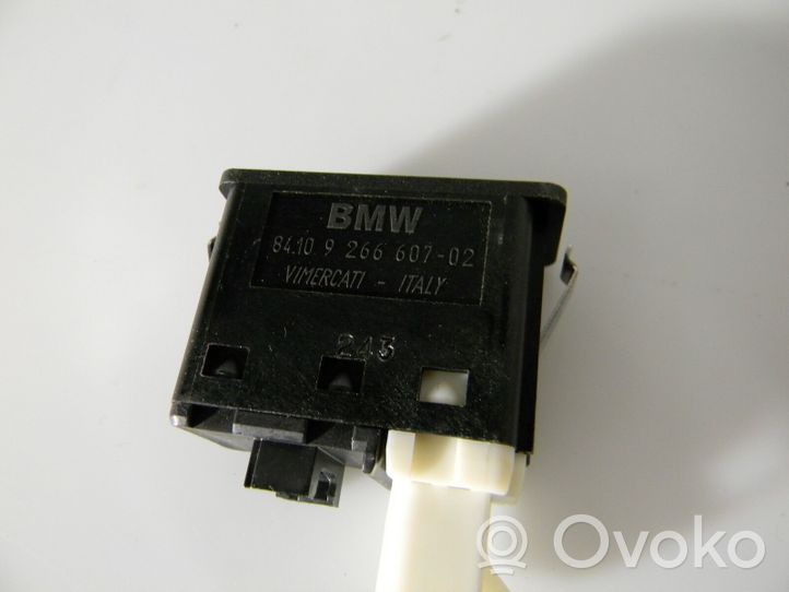 BMW X3 F25 Câble adaptateur AUX C00595