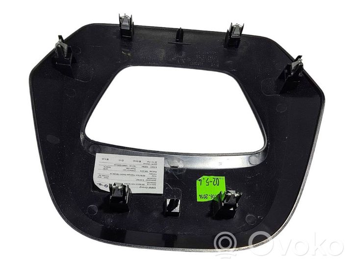 BMW 2 F46 Verkleidung des Armaturenbretts 9262967