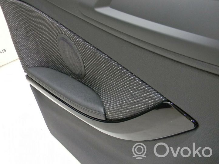 BMW M4 F82 F83 Takaoven verhoilu C00266