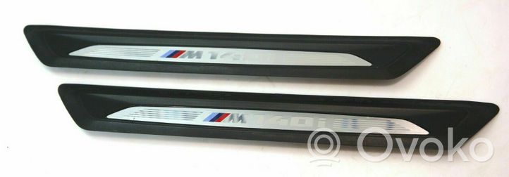 BMW 1 F20 F21 Garniture de marche-pieds avant 015710