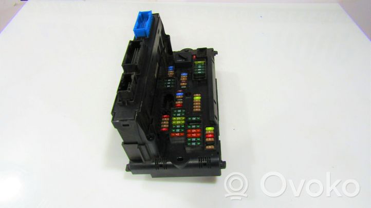 BMW 7 F01 F02 F03 F04 Fuse box set R01647