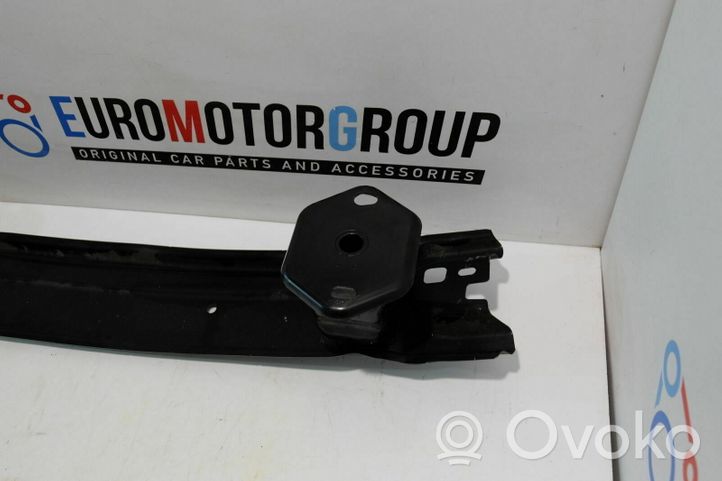 BMW 2 F22 F23 Renfort de pare-chocs arrière 005425