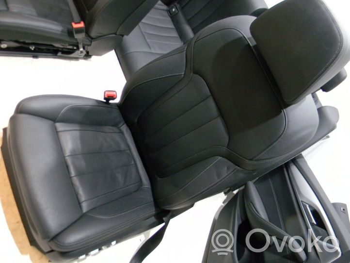 BMW 5 G30 G31 Seat set C01060