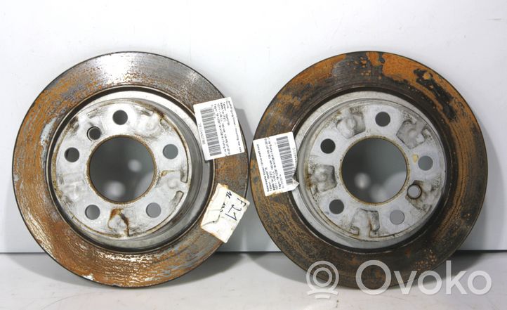 BMW 2 F22 F23 Galinis stabdžių diskas 017874