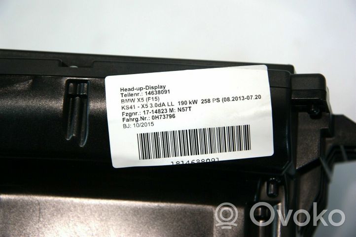 BMW X5M F85 Schermo del visore a sovrimpressione 015891