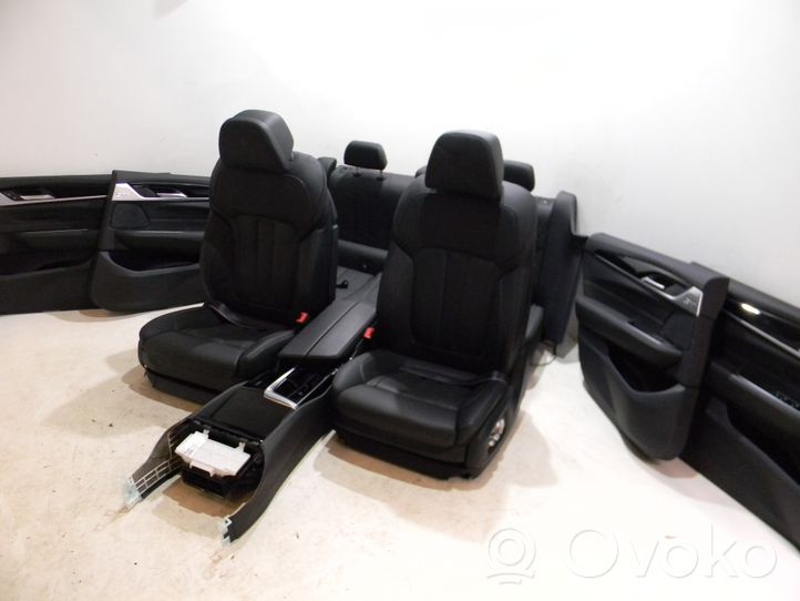 BMW 6 G32 Gran Turismo Sēdekļu komplekts C01320