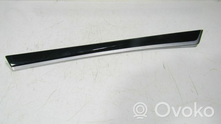 BMW 5 F10 F11 Moulure/baguette de porte avant 015742