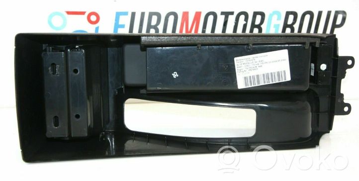 BMW 3 E46 Console centrale 013596