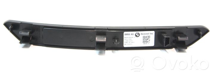 BMW X6M G06 F96 Etuoven kynnyksen suojalista 017929