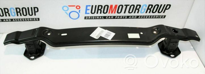 BMW 1 F20 F21 Traversa posteriore K003349