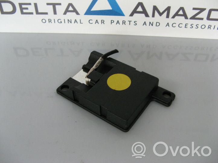 BMW X5 E70 Antenna bluetooth C00633