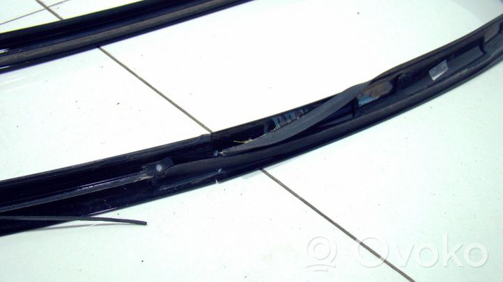 BMW 3 F30 F35 F31 Listwa dachowa R003040