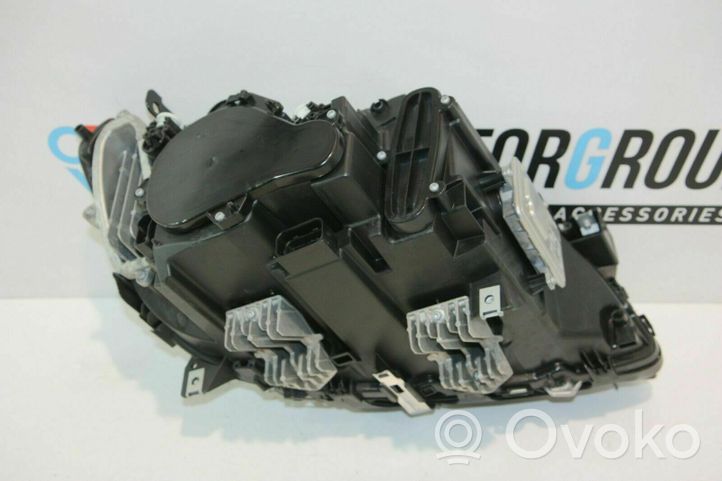 BMW 7 F01 F02 F03 F04 Передняя фара K003399