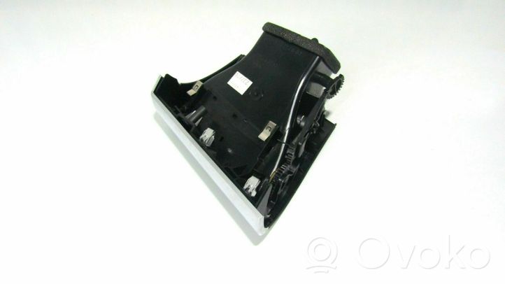 BMW X5 E70 Lango oro grotelės 016587