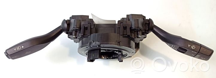 BMW X3 G01 Pyyhkimen/suuntavilkun vipukytkin 0272881