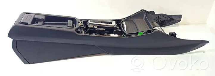 BMW X4 F26 Center console 022227