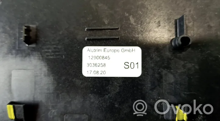 BMW 4 G22 G23 G24 G26 Ozdoba tunelu środkowego 027917