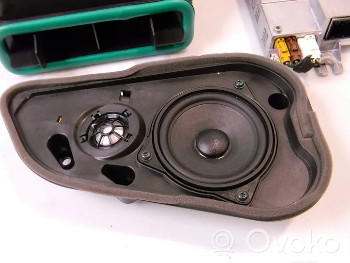 BMW Z4 g29 Kit système audio C01454