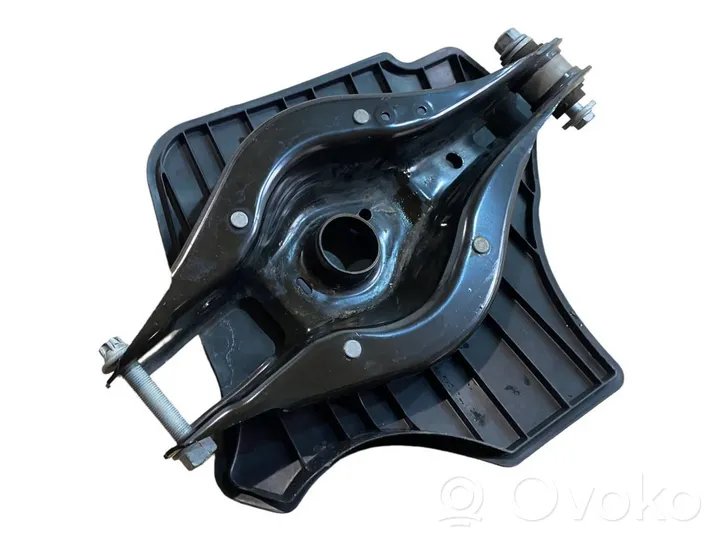 BMW 3 G20 G21 Triangle bras de suspension supérieur arrière 6886448