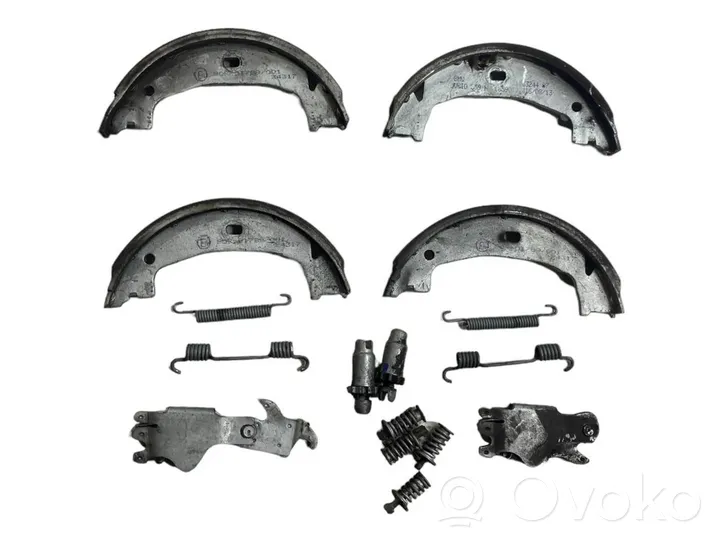 BMW 3 F30 F35 F31 Handbrake/parking brake pads 2213310