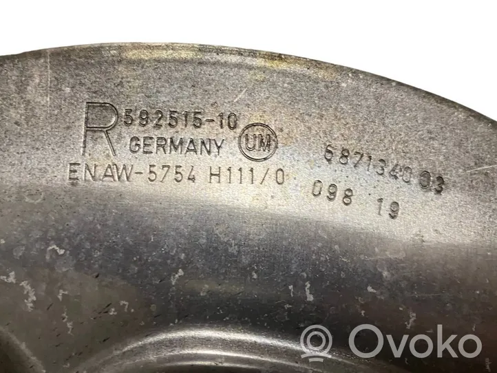 BMW 3 G20 G21 Osłona tylnej tarczy hamulcowej 6871340