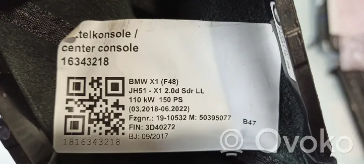 BMW X1 F48 F49 Lewarek zmiany biegów / górny 028835