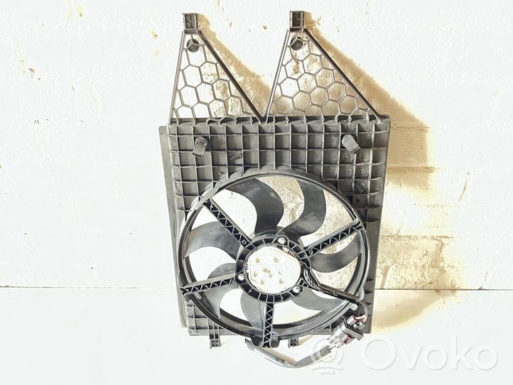 Skoda Fabia Mk3 (NJ) Convogliatore ventilatore raffreddamento del radiatore 6R0959455D