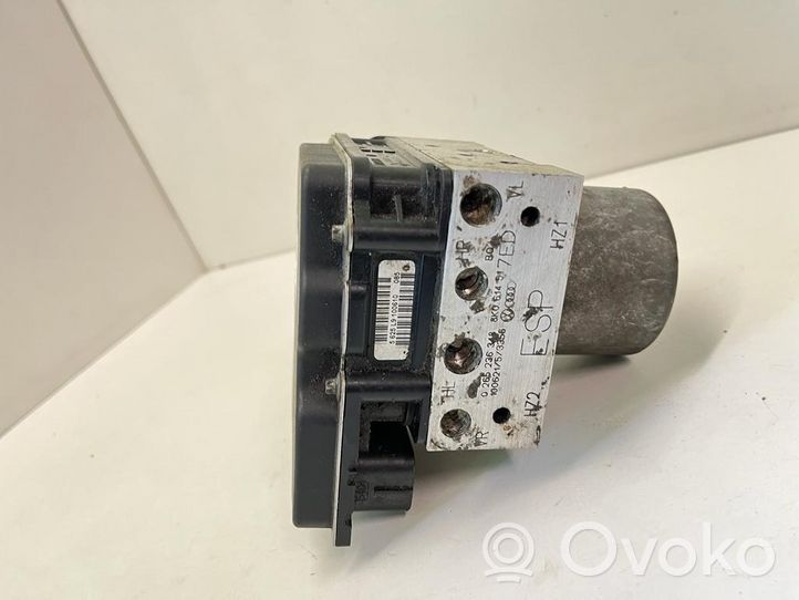 Audi A4 S4 B8 8K ABS-pumppu 8K0907379BF