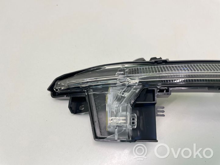 Audi A7 S7 4K8 Miroir de rétroviseur de porte avant 4N1949102