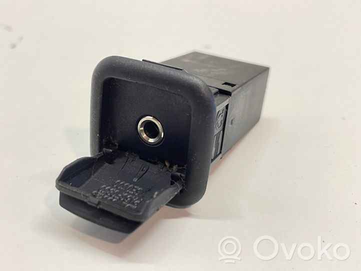 Seat Altea XL Câble adaptateur AUX 6L0035475