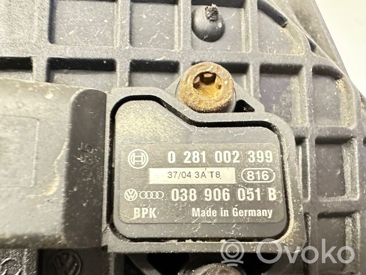 Audi A4 S4 B7 8E 8H Prowadnica powietrza intercoolera 038906051B