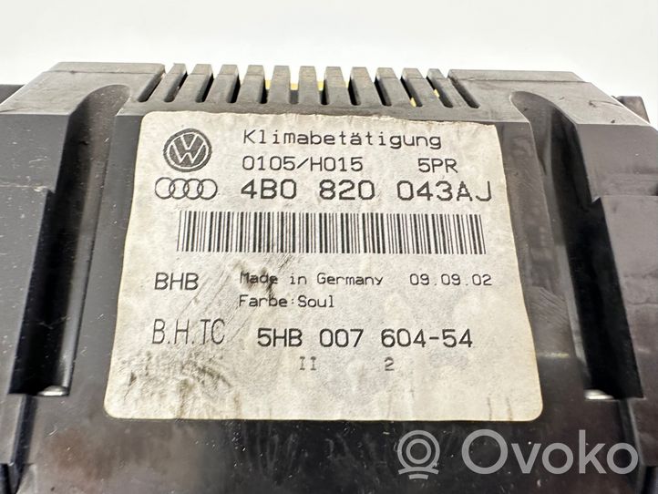 Audi A6 S6 C5 4B Centralina del climatizzatore 4B0820043AJ
