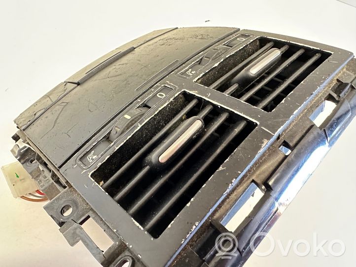 Volkswagen Touareg I Grille d'aération arrière 7L6819203C